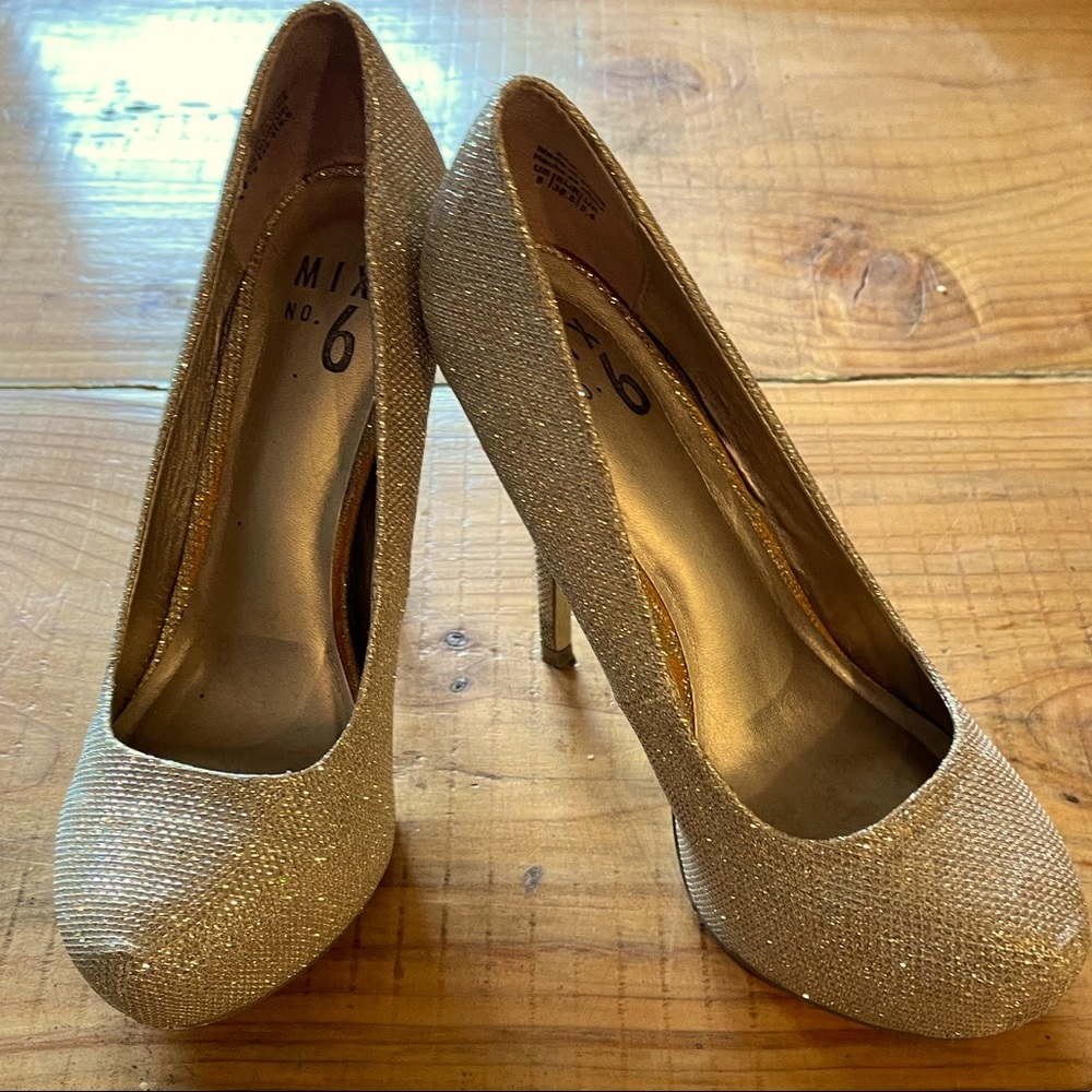 Gold sparkle high heel shoes